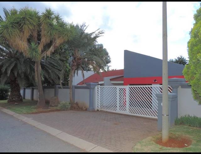 4 BEDROOM HOUSE FOR SALE IN BIRCH ACRES